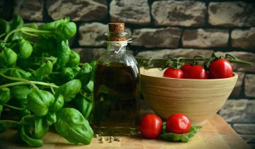 olive-oil-1412361_1920